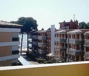 Ξενοδοχείο Costa 3*