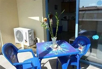 Costa מלון קמברילס