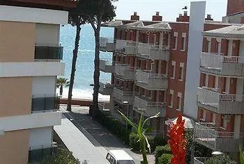 Costa 3* קמברילס