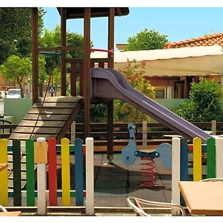 Costa 3*