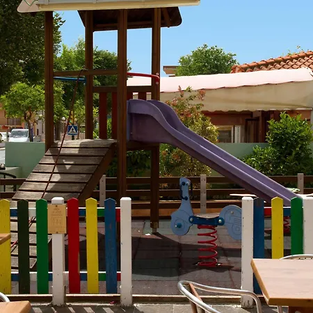 فندق Costa كامبريلس